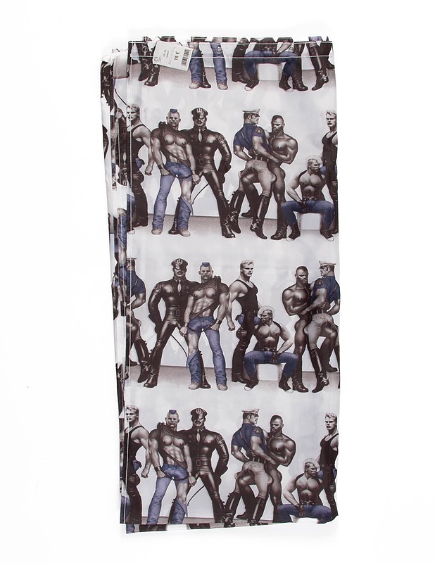 FINLAYSON Tom of Finland suihkuverho Pääkaupunkiseudun