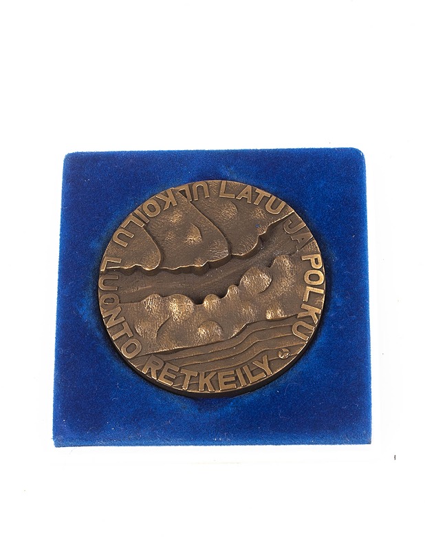 Keski-Suomen maakuntavaellus mitali - Koriste-esineet - 10105125358 - 1