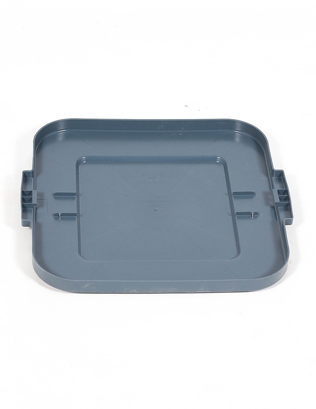 RUBBERMAID kansi Brute-s=C3=A4ili=C3=B6=C3=B6n - Muut urheiluvälineet ja vapaa-aika - 10105141438 - 1