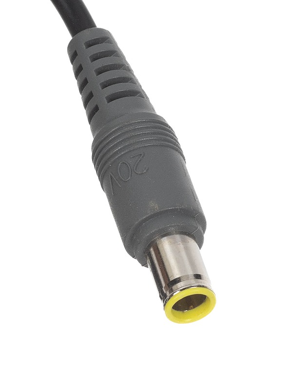 LENOVO kannettavan tietokoneen virtal=C3=A4hde/laturi 90W 20V 42T4424 - Muu elektroniikka - 10105178520 - 1
