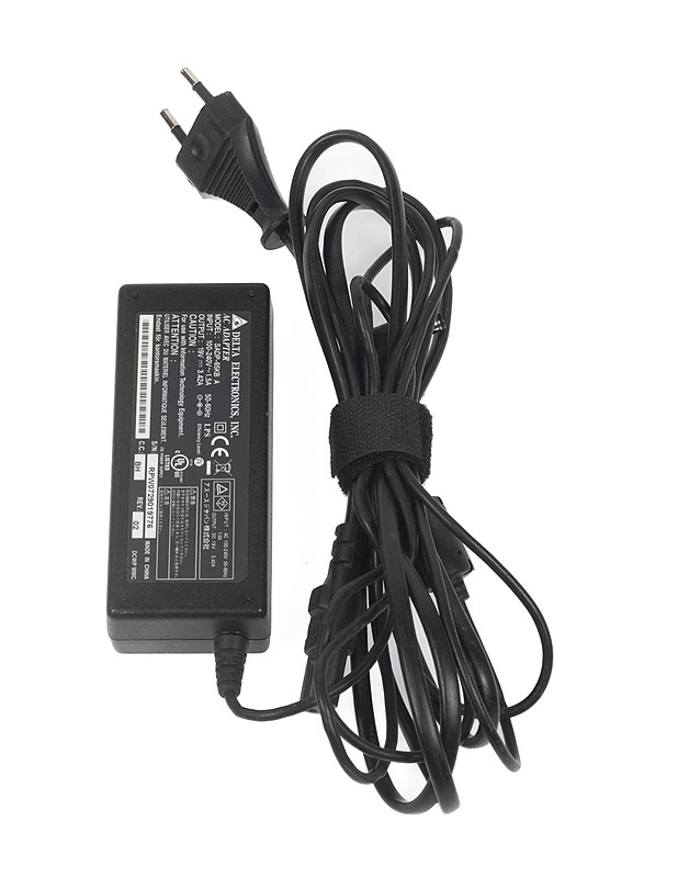 DELTA Electronics kannettavan tietokoneen laturi SADP-65KB A - Muu elektroniikka - 10105178543 - 0