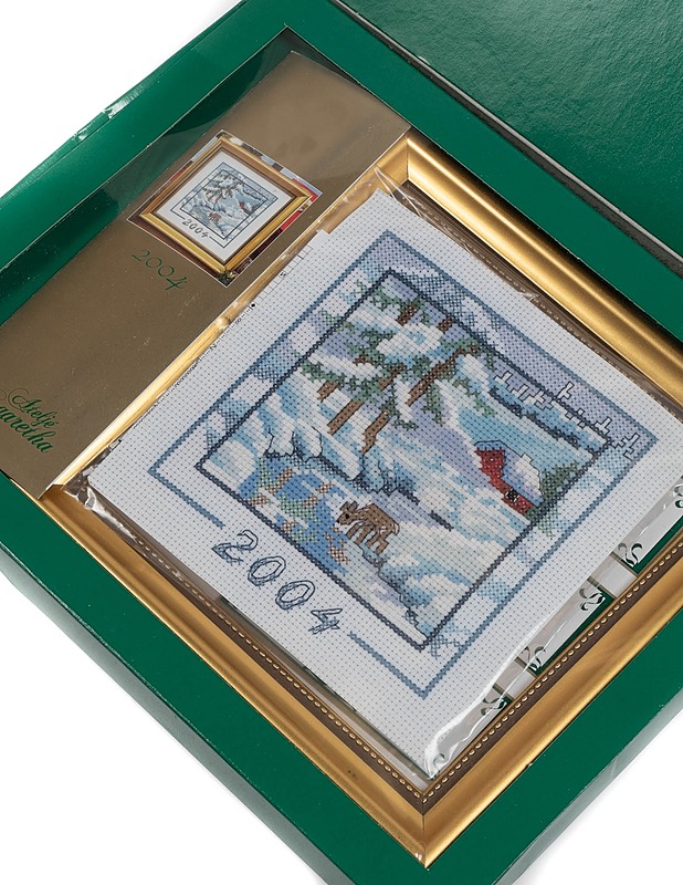 Kirjontaty=C3=B6 Atelje Margaretha v.2004 (taulu) 20x20 cm - Käsityö - 10105194287 - 1