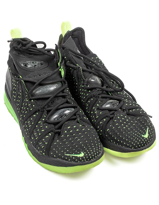 NIKE urheilukengät, 42 - Miesten kengät - 10105214852 - 0
