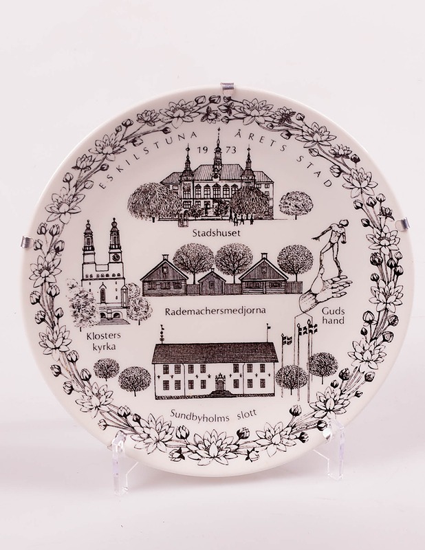 Eskilstuna 1973 seinälautanen - Seinälautaset - 10105245899 - 0