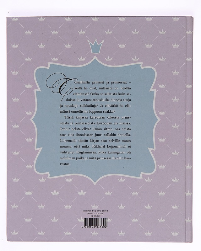 Ihan oikeat prinsessat ja prinssit - Karoliina Suoniemi - Historiakirjat - 10105247031 - 1