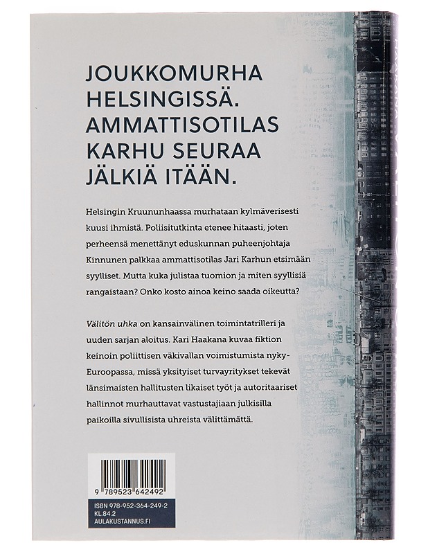 Välitön uhka - Kari Haakana - Jännitys ja dekkarit - 10105255923 - 1