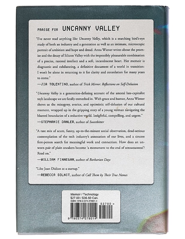 Uncanny Valley: A Memoir - Anna Wiener - Elämäkerrat ja muistelmat - 10105256875 - 1