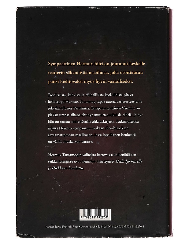 Esirippu aukeaa - Michael Hoeye - Lastenkirjat - 10105257105 - 1