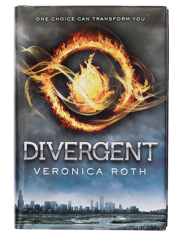 The Divergent series - Veronica Roth - Fantasia- ja scifi - 10105261558 - 0