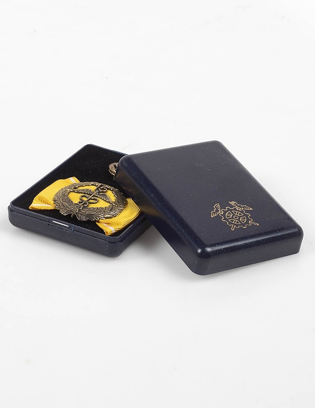 Kauppakamarin 10 vuotta arvomerkki - Korut - 10105268626 - 0