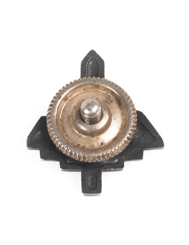 Uhtuan rähinäremmimerkki - Korut - 10105287012 - 1