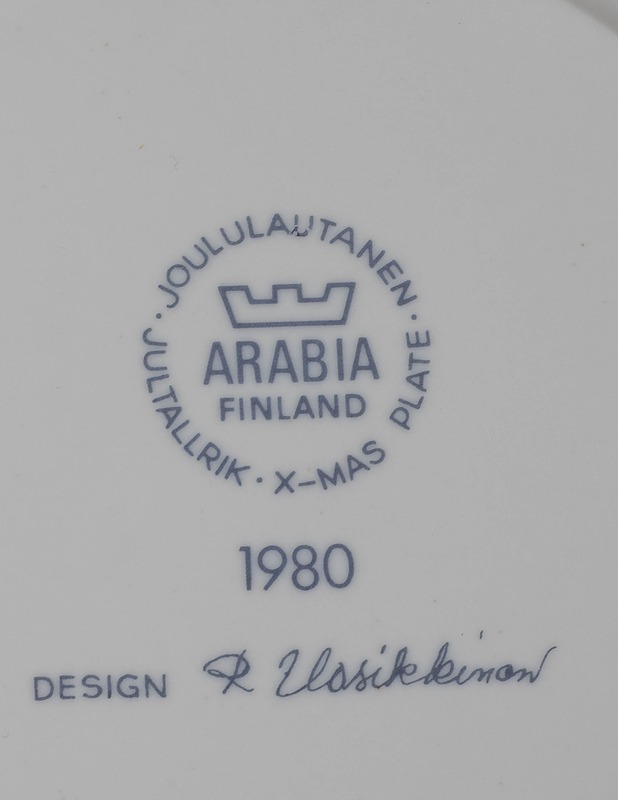 Arabia Joululautanen vuosilautanen, 1980 - Designsuosikit - 10105288054 - 2