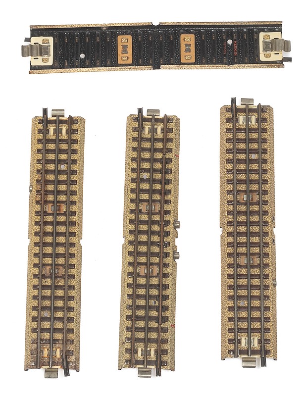 MÄRKLIN suora, 180 mm, 4 kpl - Muut sisustustavarat - 10105293513 - 0