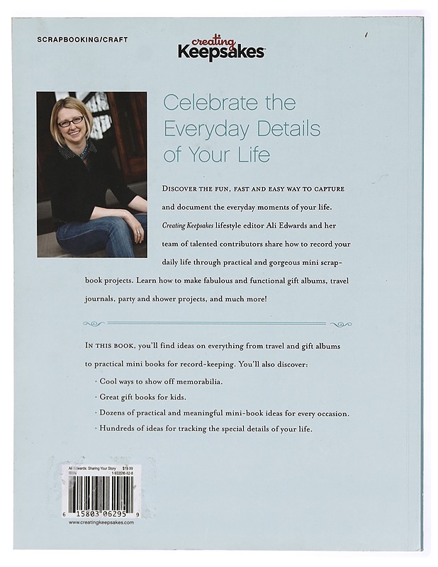 Sharing Your Story: Recording Life's Moments in Mini Albums - Softcover - Ali Edwards - Harrastekirjat - 10105298583 - 1