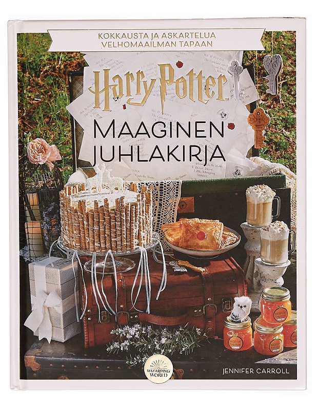 Maaginen juhlakirja : kokkausta, pelejä ja askartelua velhomaailman tapaan - Carroll, Jennifer - Ruokakirjat - 10105307215 - 0