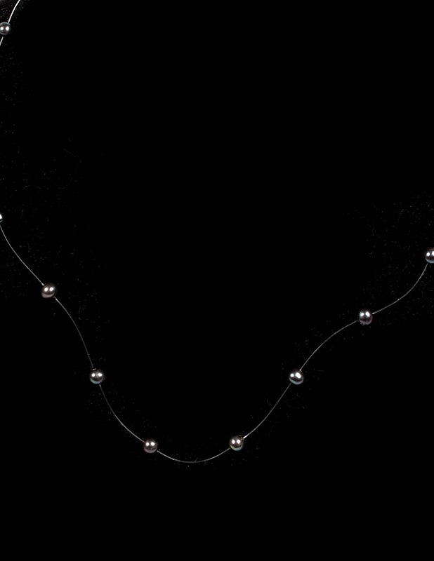 Helmikaulakoru - Korut - 10105309555 - 1