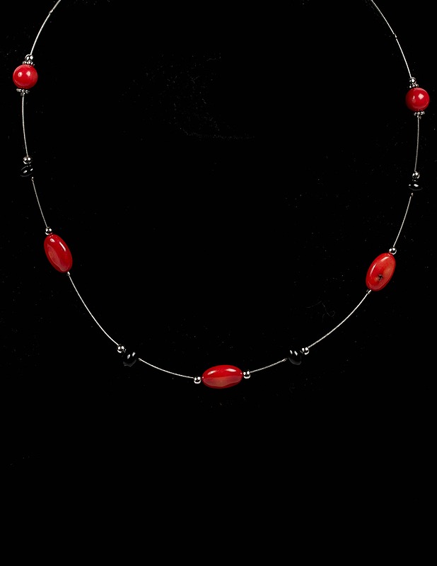 Kaulakoru, punainen/musta - Korut - 10105309563 - 1