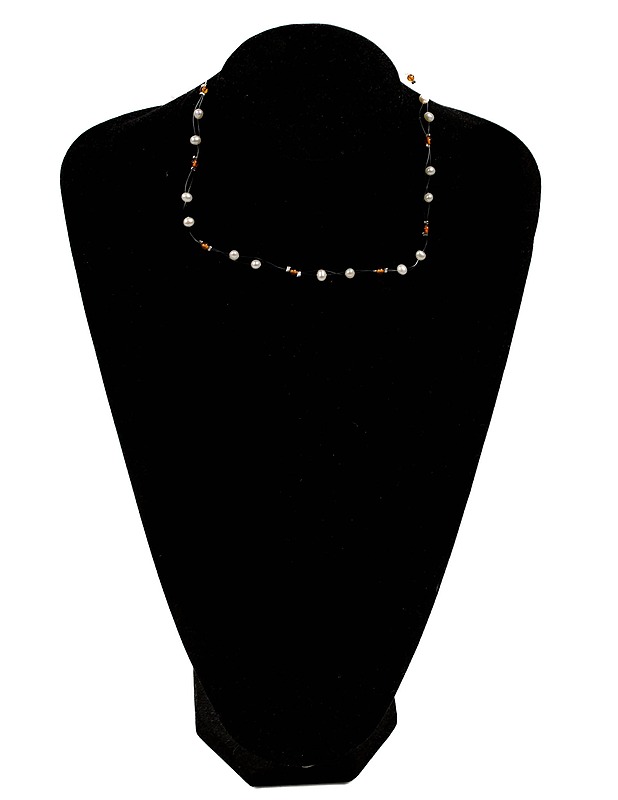 Helmikaulakoru - Korut - 10105309574 - 0