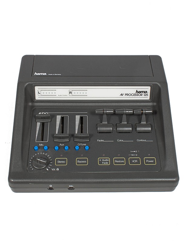PANASONIC AG-MX70 AV-mixeri ja HAMA AV Processor 126 ohjain - Muu elektroniikka - 10105310415 - 4