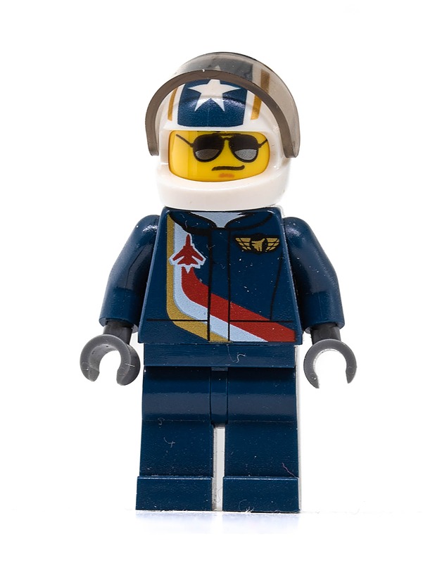 LEGO Airport Air Show Pilot minifiguuri  - Lasten lelut - 10105311918 - 0
