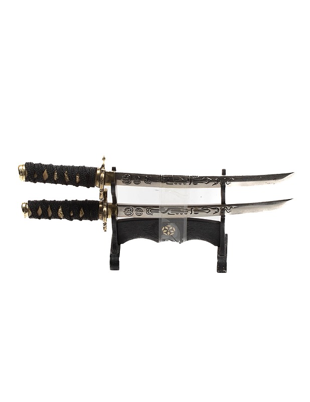Samuraimiekat telineessä koriste - Koriste-esineet - 10105314318 - 1