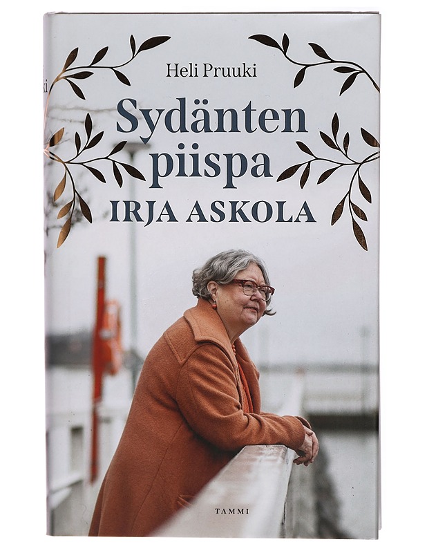 Sydänten piispa Irja Askola - Heli Pruuki - Tietokirjat - 10105315133 - 0