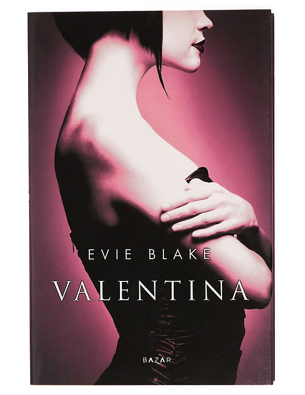 Valentina - Blake, Evie - Romaanit ja novellit - 10105315344 - 0