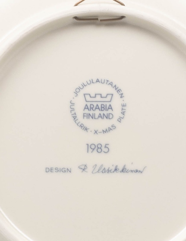 ARABIA Joululautanen 1985 - Designsuosikit - 10105316032 - 2