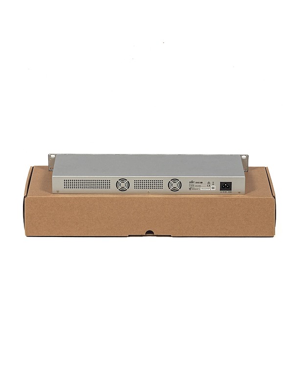 UBIQUITI  UniFi Turvallisuus Gateway Pro 4 porttikäytävä/ohjain - Muu elektroniikka - 10105316153 - 1