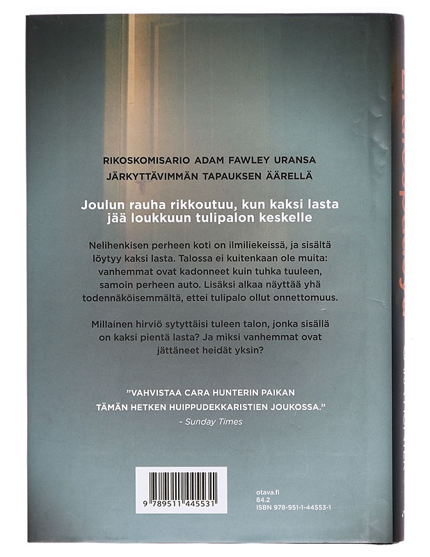 Ei ulospääsyä - Hunter, Cara - Jännitys ja dekkarit - 10105324162 - 1