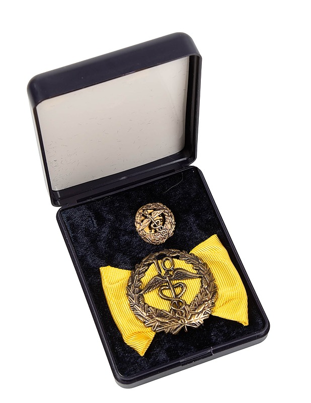 Kauppakamarin 10 vuotta arvomerkki - Korut - 10105324525 - 0