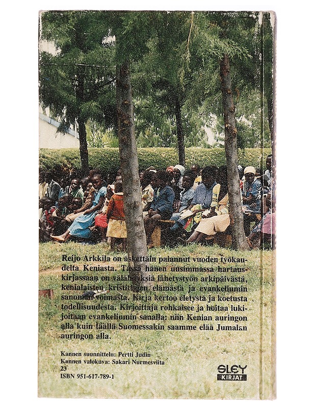 Armon auringon alla - Arkkila, Reijo - Romaanit ja novellit - 10105326959 - 1