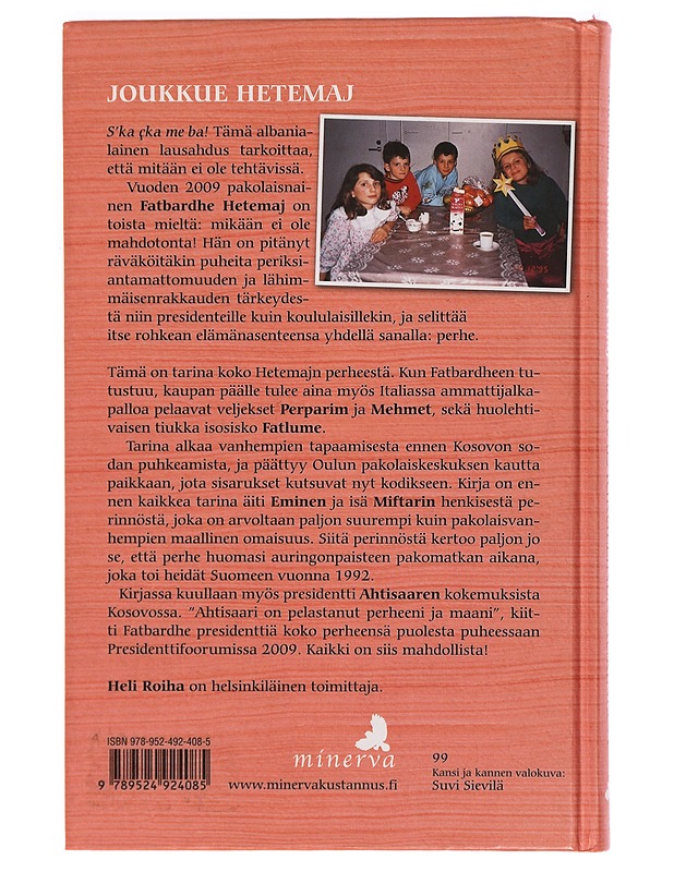 Matkalaukullinen aurinkoa : pakomatka pohjoiseen - Roiha, Heli - Elämäkerrat ja muistelmat - 10105327232 - 1