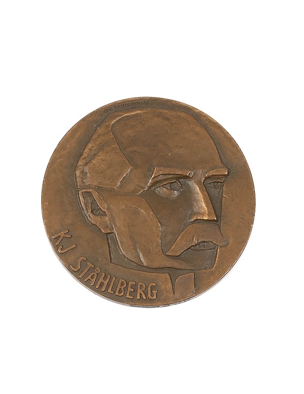 KULTATEOLLISUUS KJ Ståhlberg pöytämitali - Koriste-esineet - 10105328341 - 0