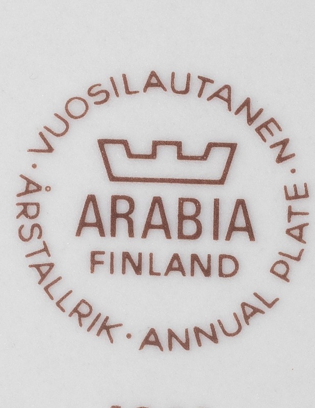 ARABIA Kalevala vuosilautanen 1981 - Designsuosikit - 10105331179 - 2