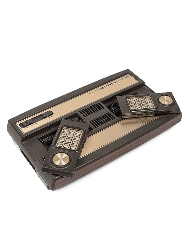 MATTEL ELECTRONICS IntelliVision pelikonsoli + Checkers-peli + virtajohto +RF-Switch - Konsolit ja konsolipelit - 10105333781 - 1