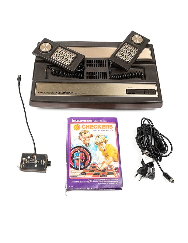 MATTEL ELECTRONICS IntelliVision pelikonsoli + Checkers-peli + virtajohto +RF-Switch - Konsolit ja konsolipelit - 10105333781 - 0