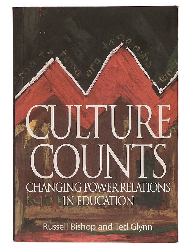 Culture counts : changing power relations in education - Bishop, Russell - Historiakirjat - 10105335363 - 0
