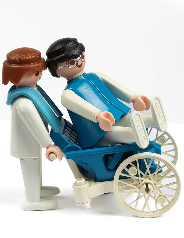 PLAYMOBIL figuurit ja pyörätuoli, 3 osaa - Lasten lelut - 10105335736 - 0