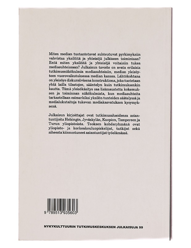 Suhteissa mediaan - Kotilainen, Sirkku - Musiikki- ja elokuvakirjat - 10105336558 - 1