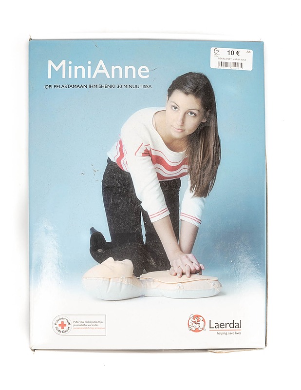 LAERDAL MiniAnne elvytysnukke - Muut urheiluvälineet ja vapaa-aika - 10105338478 - 0