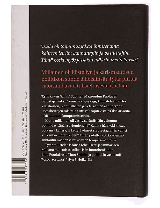 Lähikuvassa Veikko Vennamo - Meri Vennamo - Elämäkerrat ja muistelmat - 10105342322 - 1