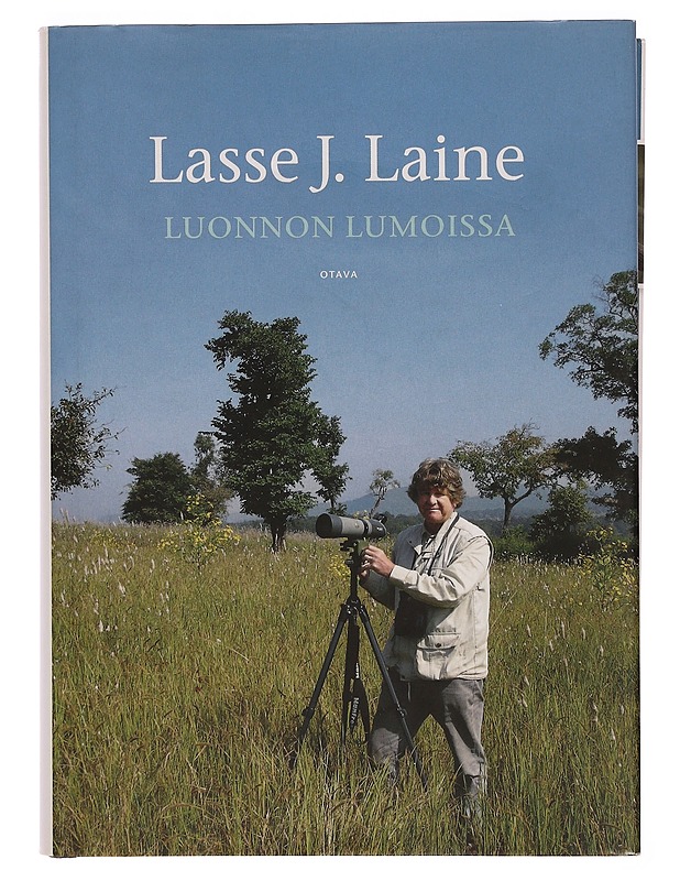 Luonnon lumoissa - Lasse J. Laine - Tietokirjat ja oppaat - 10105344579 - 0