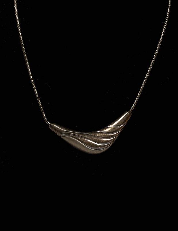 FINNFEELINGS hopeinen kaulakoru - Korut - 10105345108 - 0