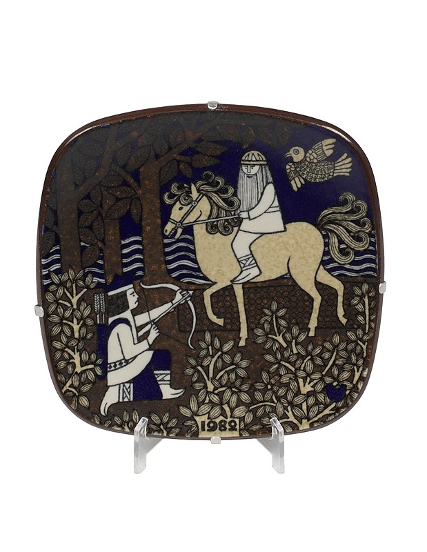 ARABIA vuosilautanen 1982 - Designsuosikit - 10105346633 - 0