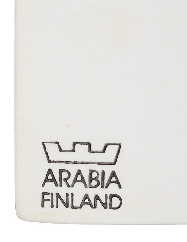 ARABIA Punainen tupa ja perunamaa seinälaatta - Designsuosikit - 10105346685 - 2