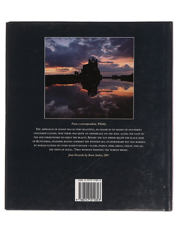 The Spirit of Britain : An Illustrated Guide to Literary Britain - Historiakirjat - 10105352568 - 1