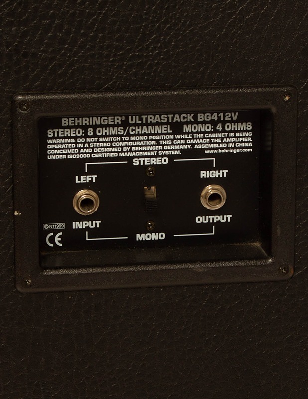 BEHRINGER ULTRASTACK BG412V Kaiutinkaappi - Vahvistimet ja soitintarvikkeet - 10105353240 - 2