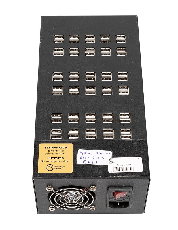 Moniliitäntäinen USB-latausasema - Tietokoneet - 10105358277 - 0