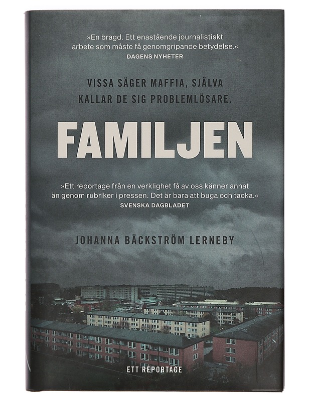 Familjen - Johanna Bäckström Lerneby - Romaanit ja novellit - 10105358588 - 0